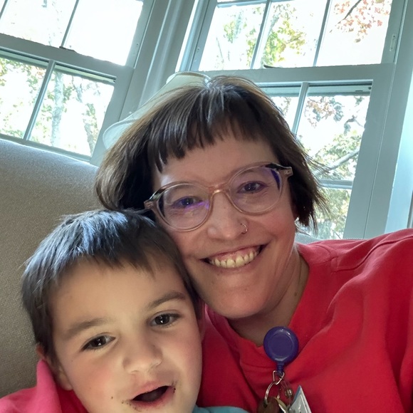 Meet your Posher, Moira - Picture 5 of 6